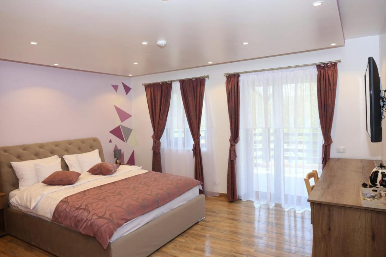 Hotel Casa Stefandra Breaza  Zewnętrze zdjęcie